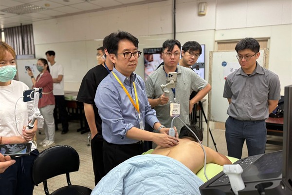 2025 神經脊椎外科醫學會超音波示範